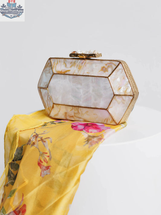 Luxury Handcrafted l - The SAMAR Gold Clutch for Elegant Transitions - Shopthatapp.ca