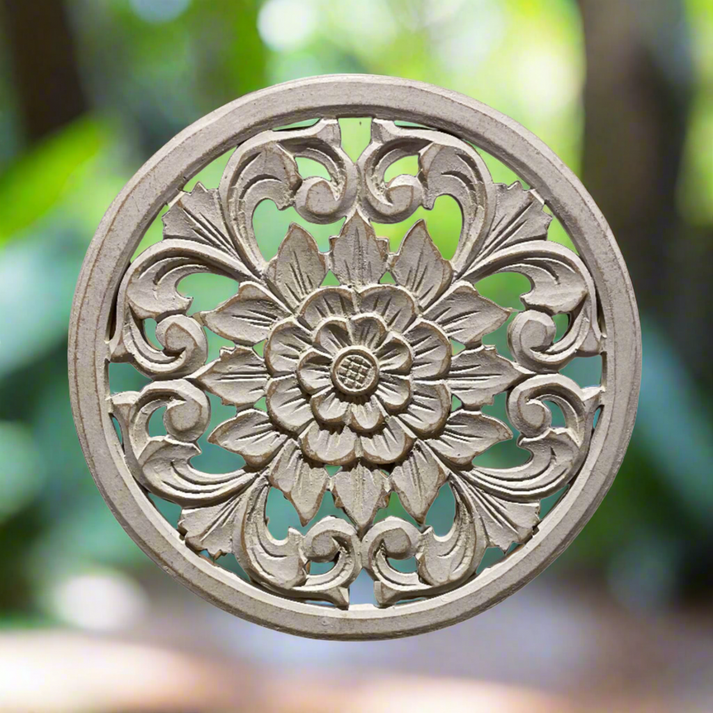 Wooden Carved Flower Accent - Round Decorative Home Accent - Shopthatapp.ca