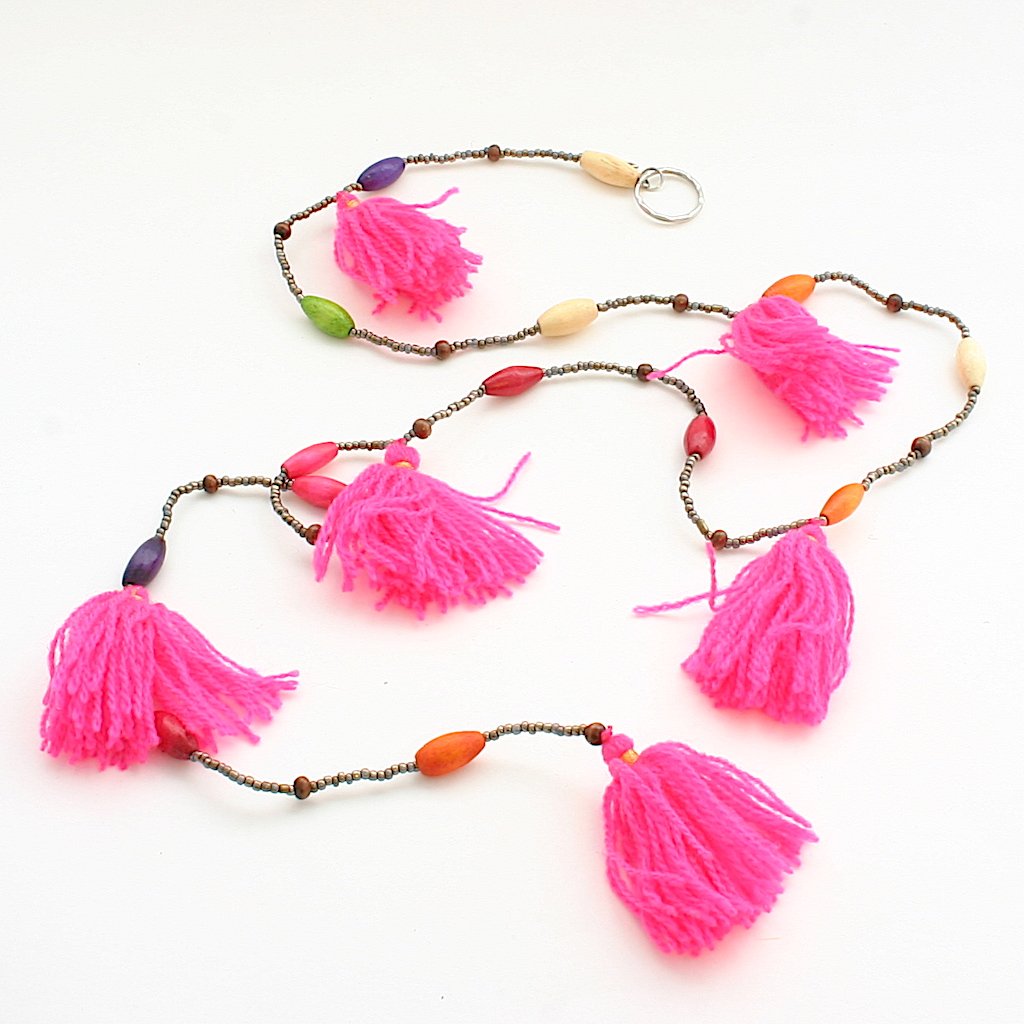 Tassel Garland for Festive Décor and Celebrations - Shopthatapp.ca