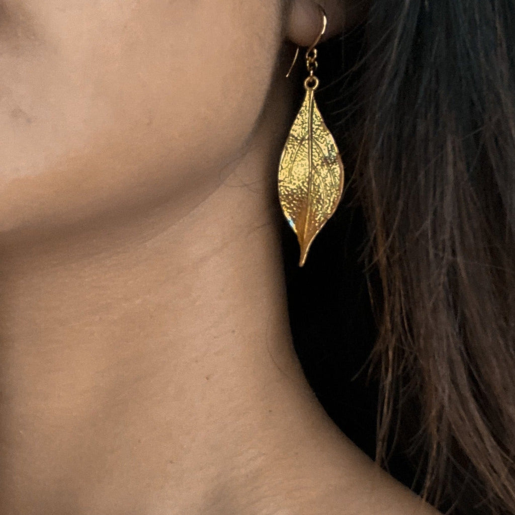 Textured Leaf Earrings- Gold Plate - Shopthatapp.ca