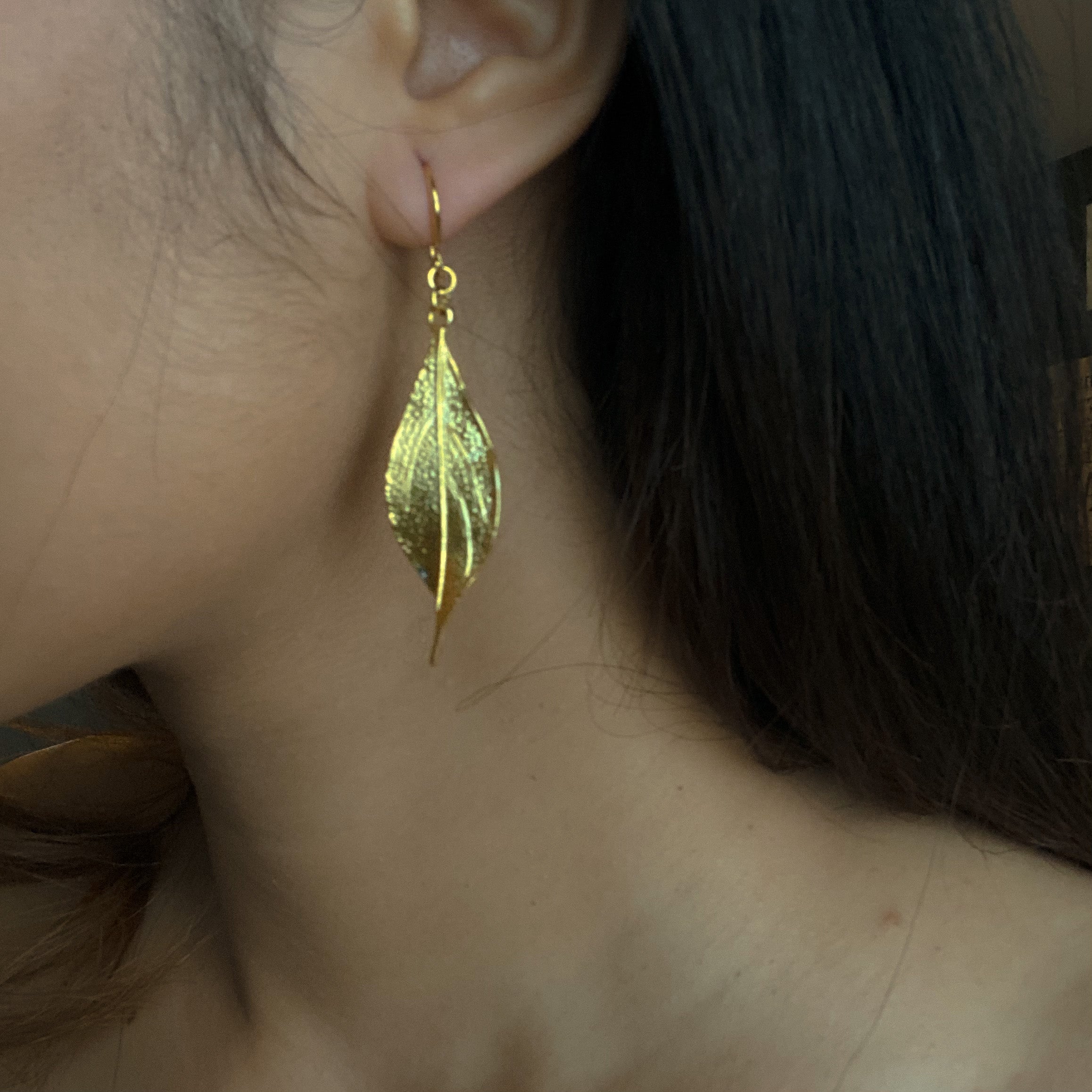 Textured Leaf Earrings- Gold Plate - Shopthatapp.ca