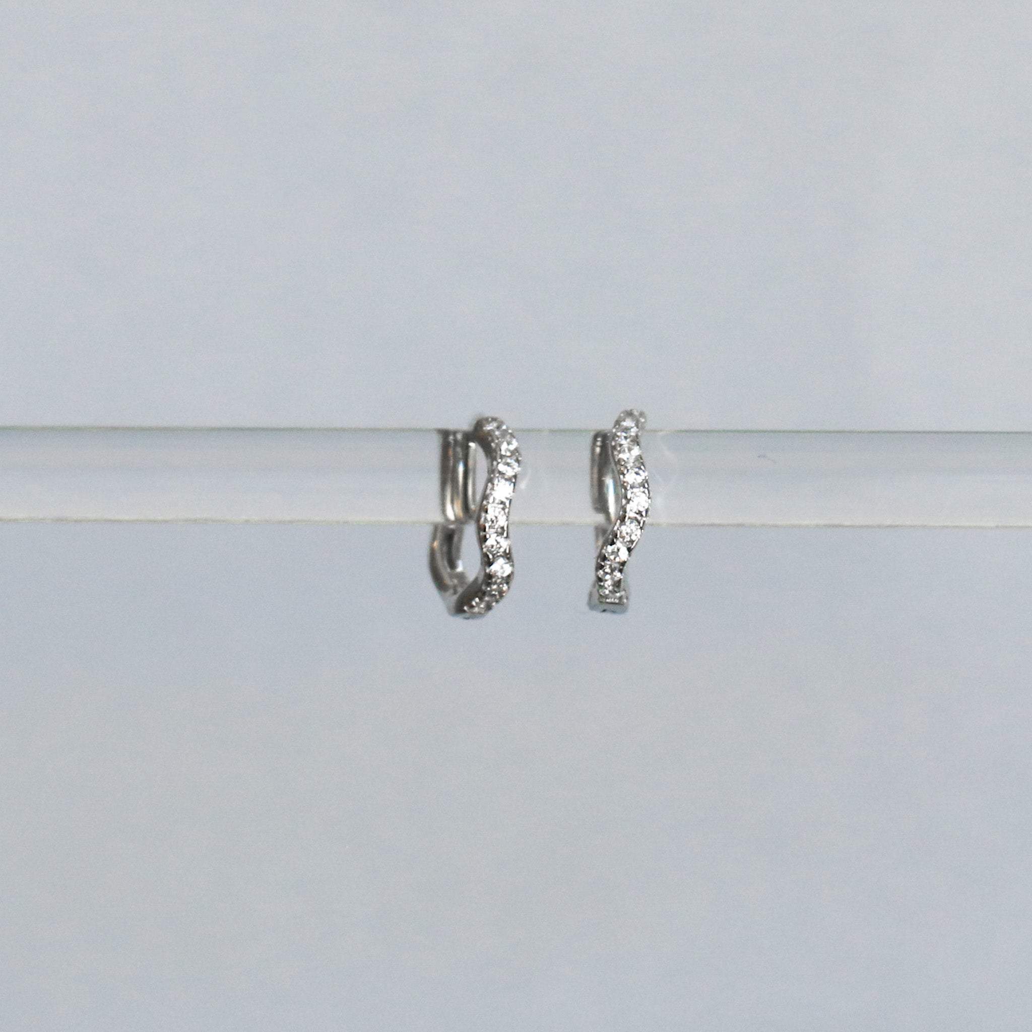 Petits Wolka - Www.Shopthatapp.ca