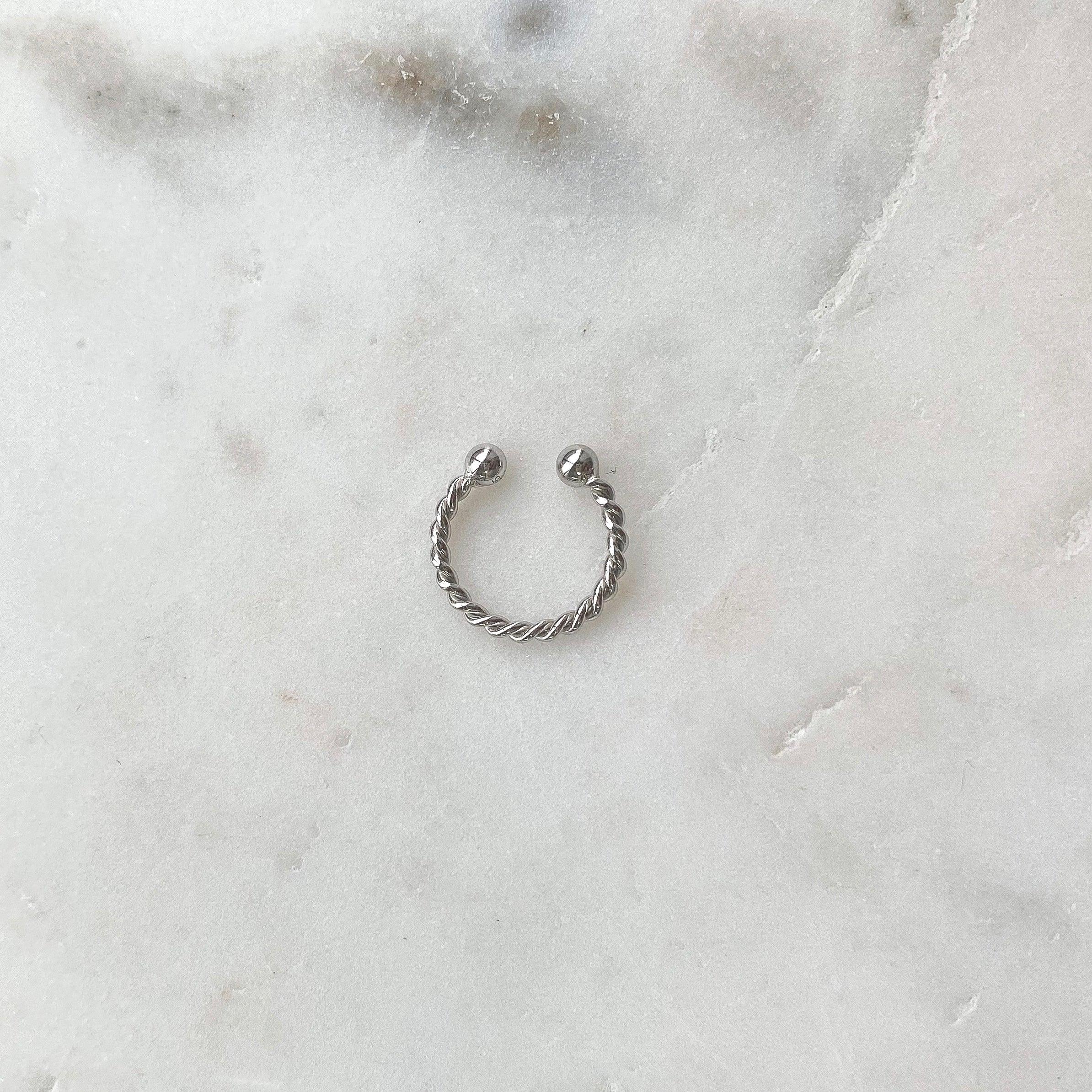 Ear Cuff Torsadé - Argent - Www.Shopthatapp.ca