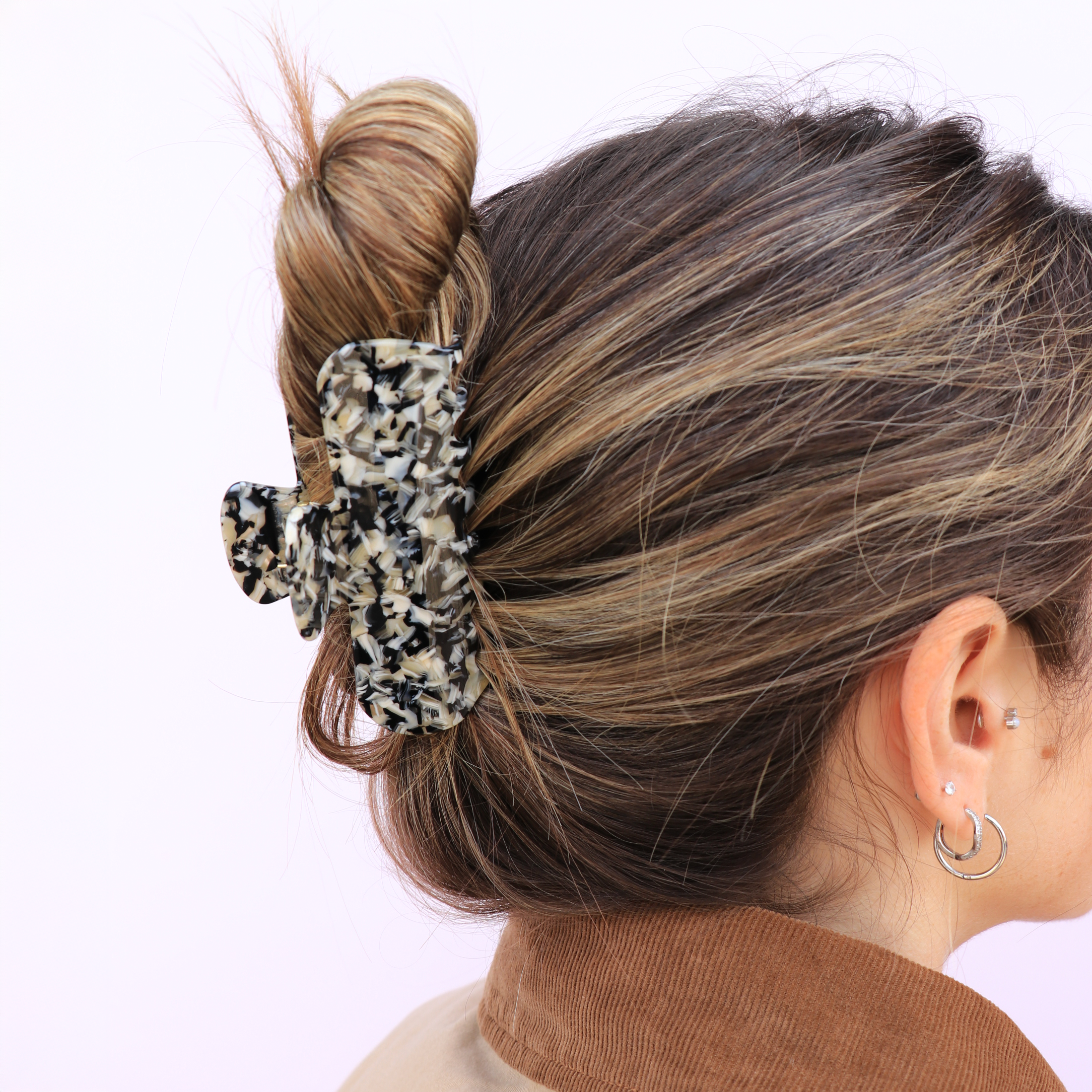 La Dalila - Noire et beige - Www.Shopthatapp.ca