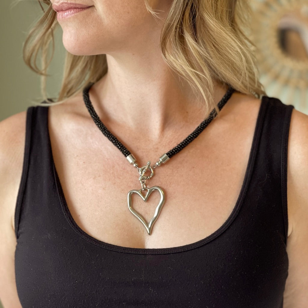 Short Beaded Heart Necklace with Open Heart Design - Shopthatapp.ca