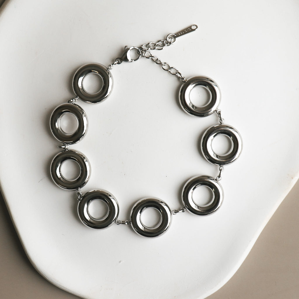 Rola - Www.Shopthatapp.ca