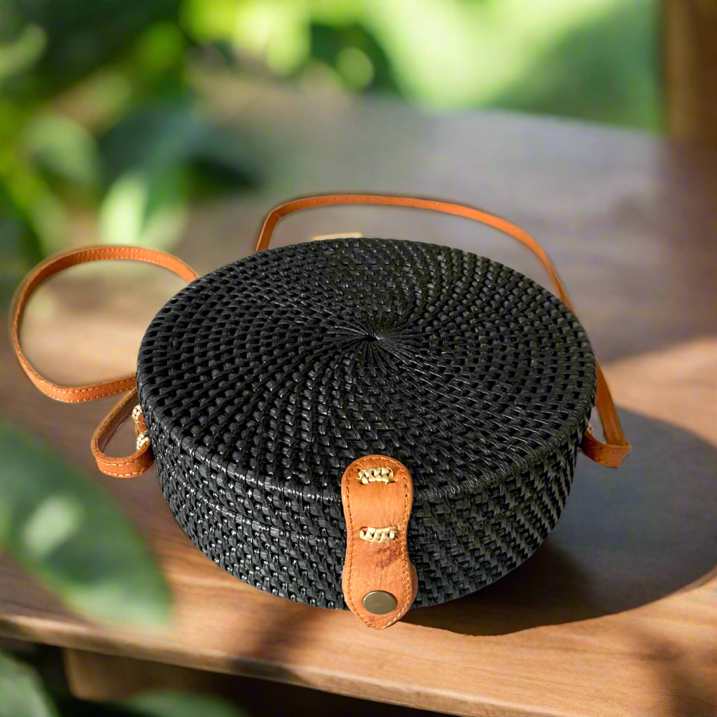 Round Rattan Purse - Black Round Rattan Purse for Stylish Elegance - Shopthatapp.ca