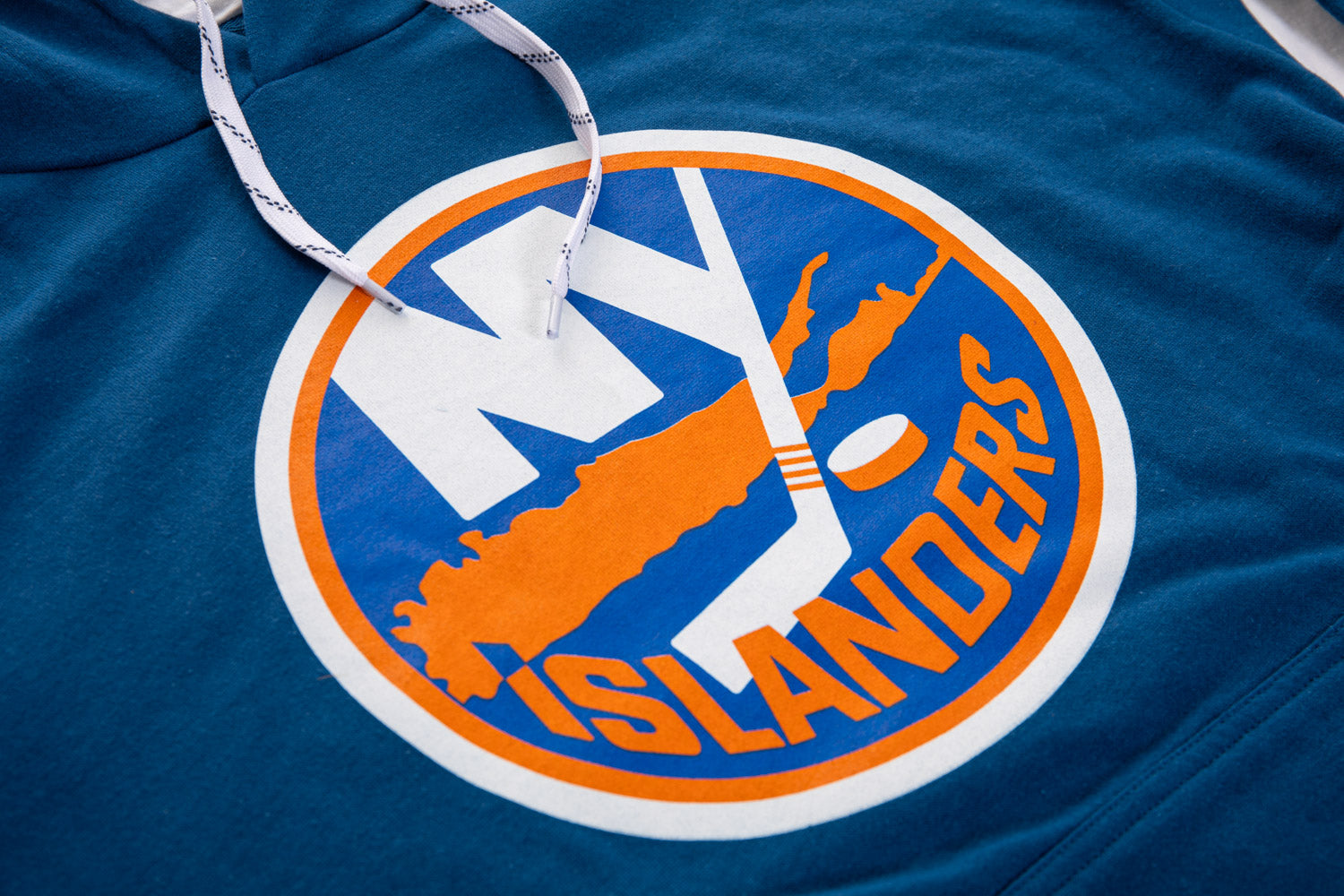 New York Islanders Varsity Retro Style Hoodie - Shopthatapp.ca