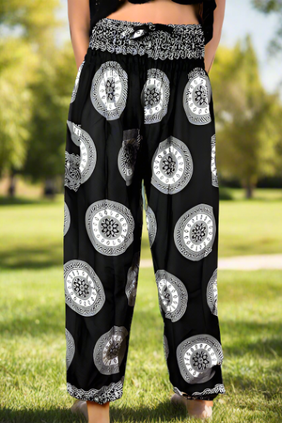 Black and White Bali Pants – Stylish Comfort with Circle Print - Shopthatapp.ca