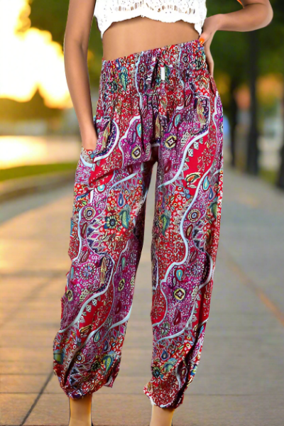 Red Pink Paisley Print Pants for Stylish Comfort and Versatility - Shopthatapp.ca