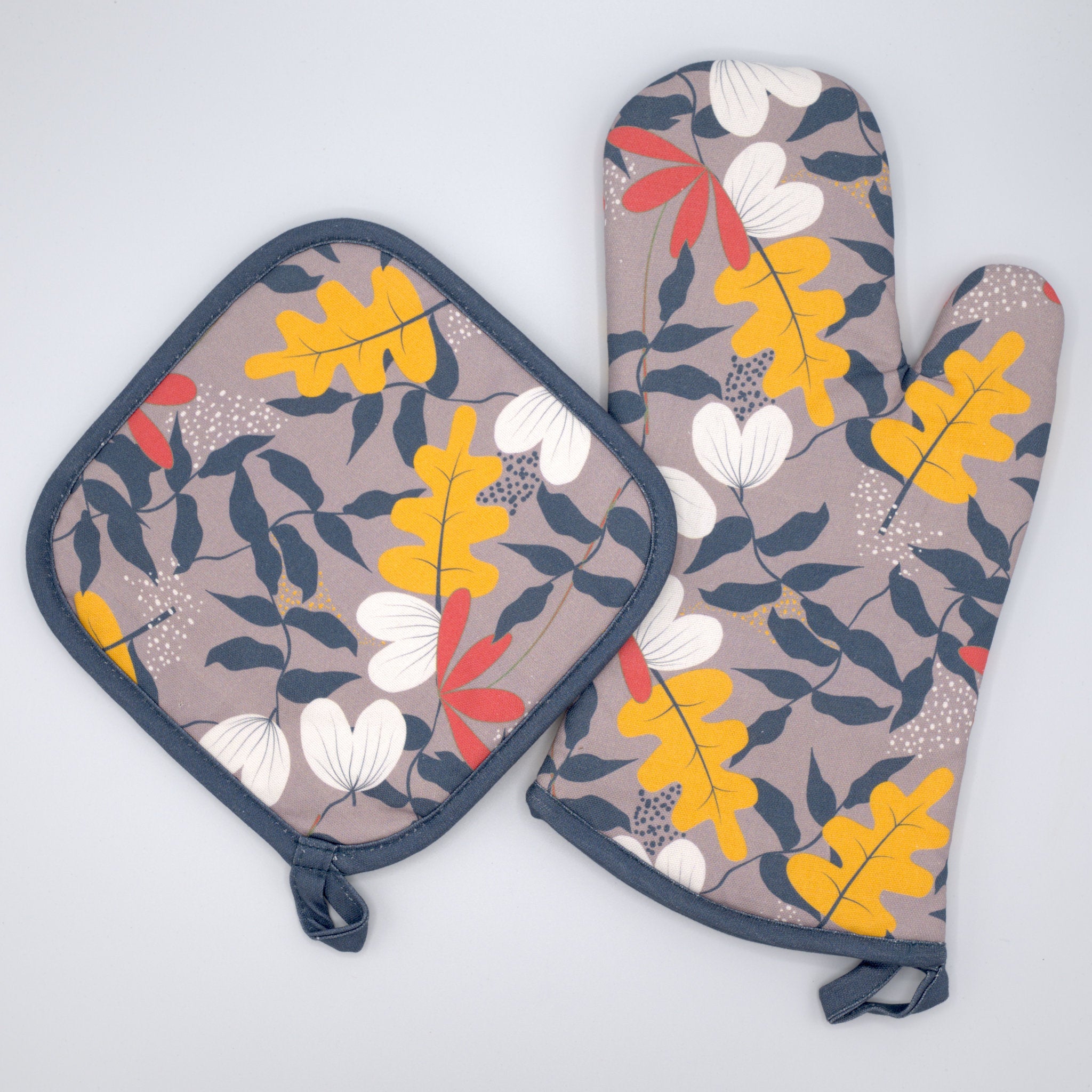 Just Leaves-Oven Mitt and Pot Holder - Shopthatapp.ca