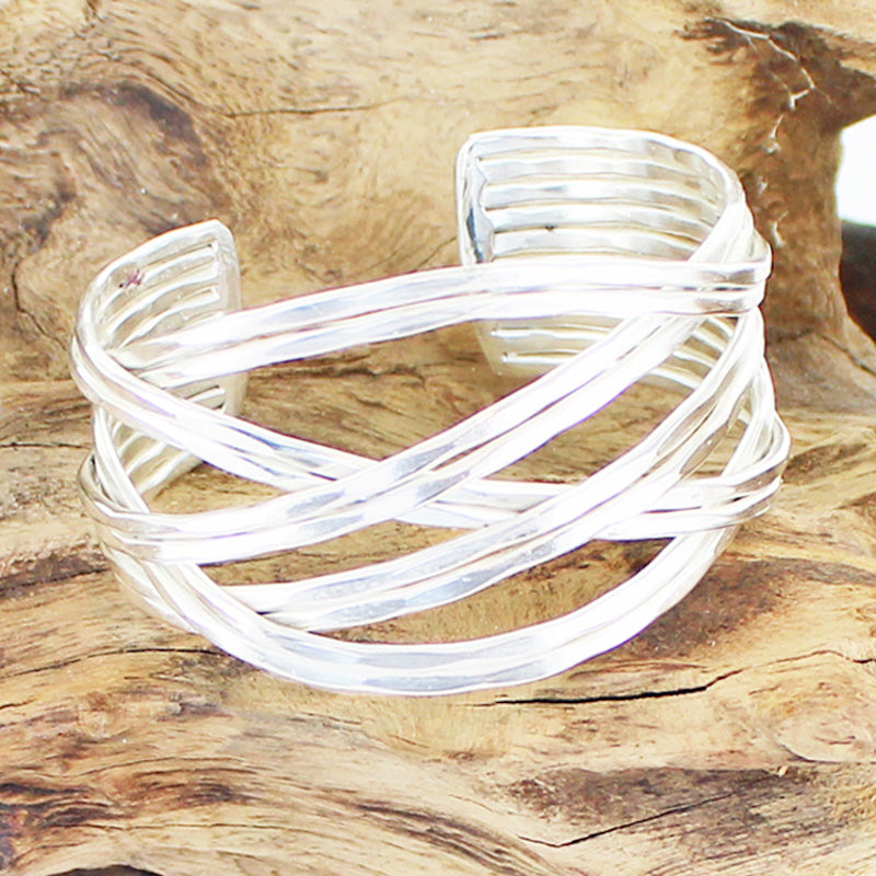 Loose Plait Metal Cuff - Silver Colour - Shopthatapp.ca
