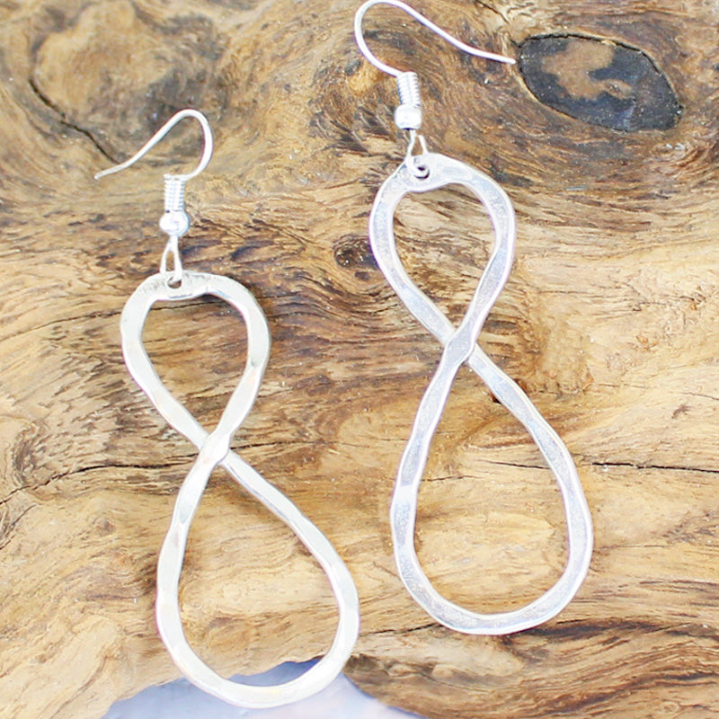 Twisted Loop Silver Earrings - Elegant Metal Design in Silver Colour - Shopthatapp.ca