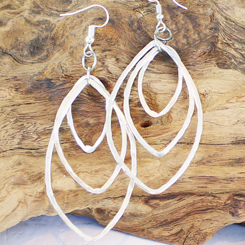 Triple Oval Metal Earrings Silver Colour - Elegant Silver Jewelry - Shopthatapp.ca