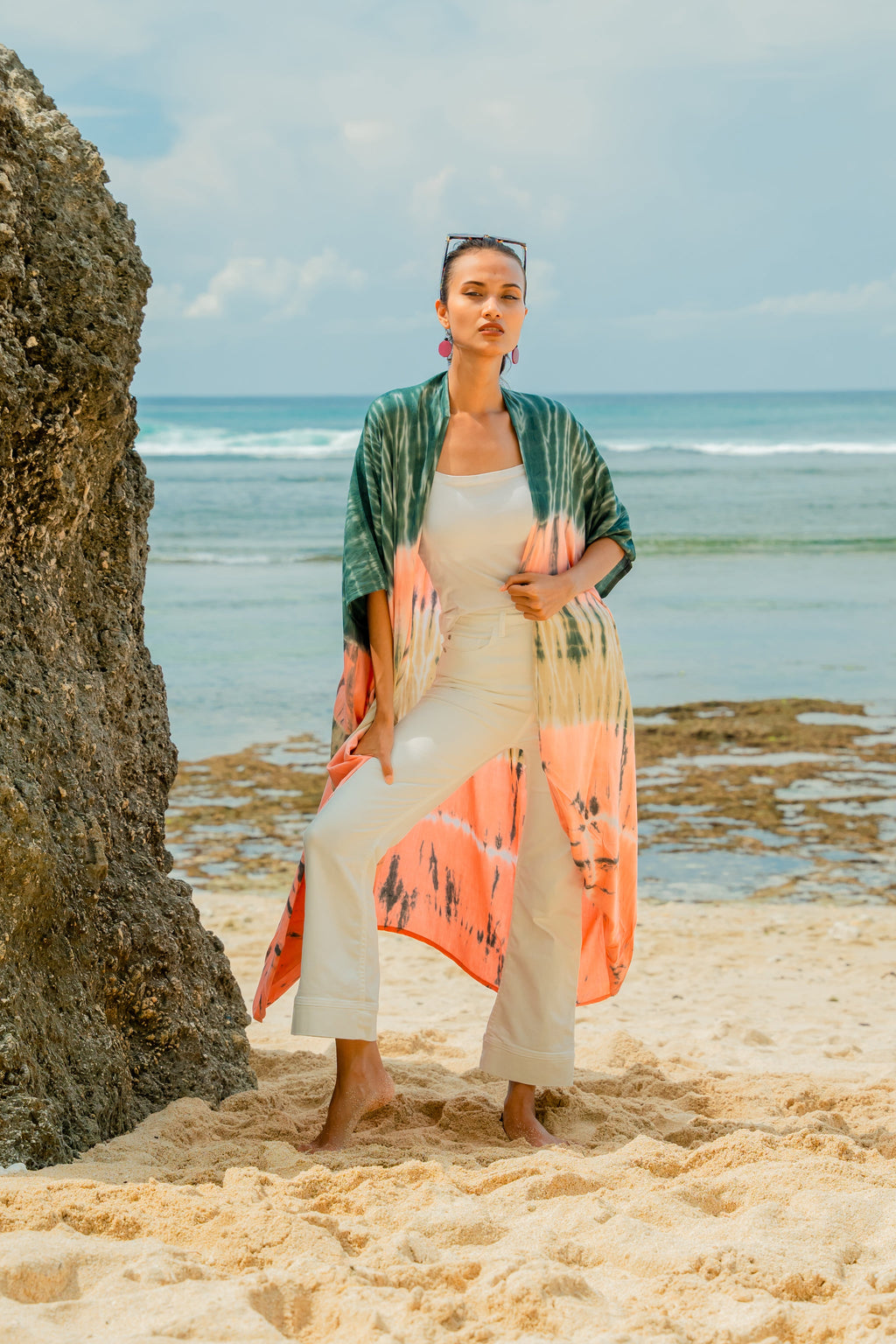 Tie Dye Stripe Kimono in Pink & Grey for Trendy Style - Shopthatapp.ca