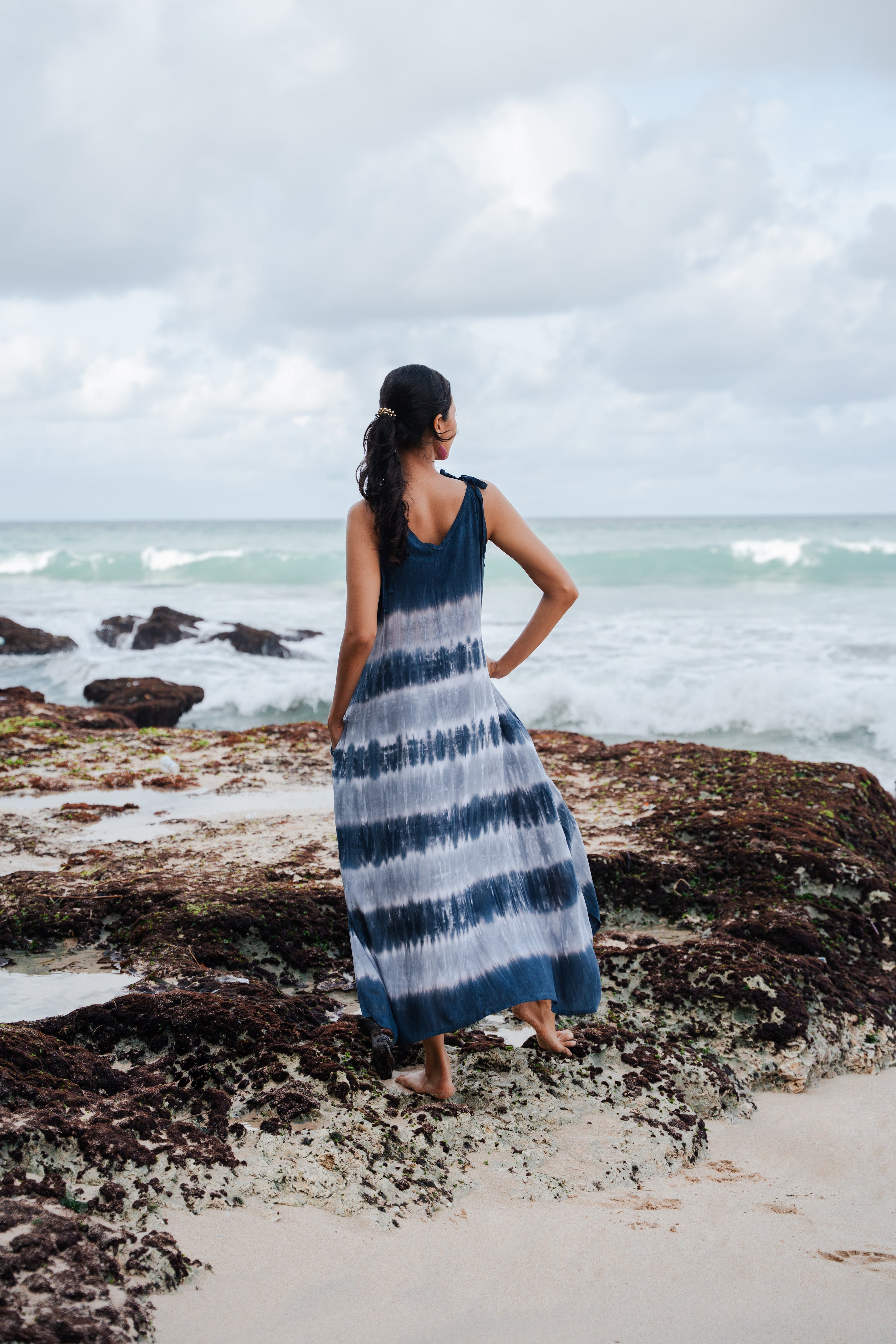 Stripey Dress - Monochrome Striped Monochrome Dress for Effortless Style - Shopthatapp.ca