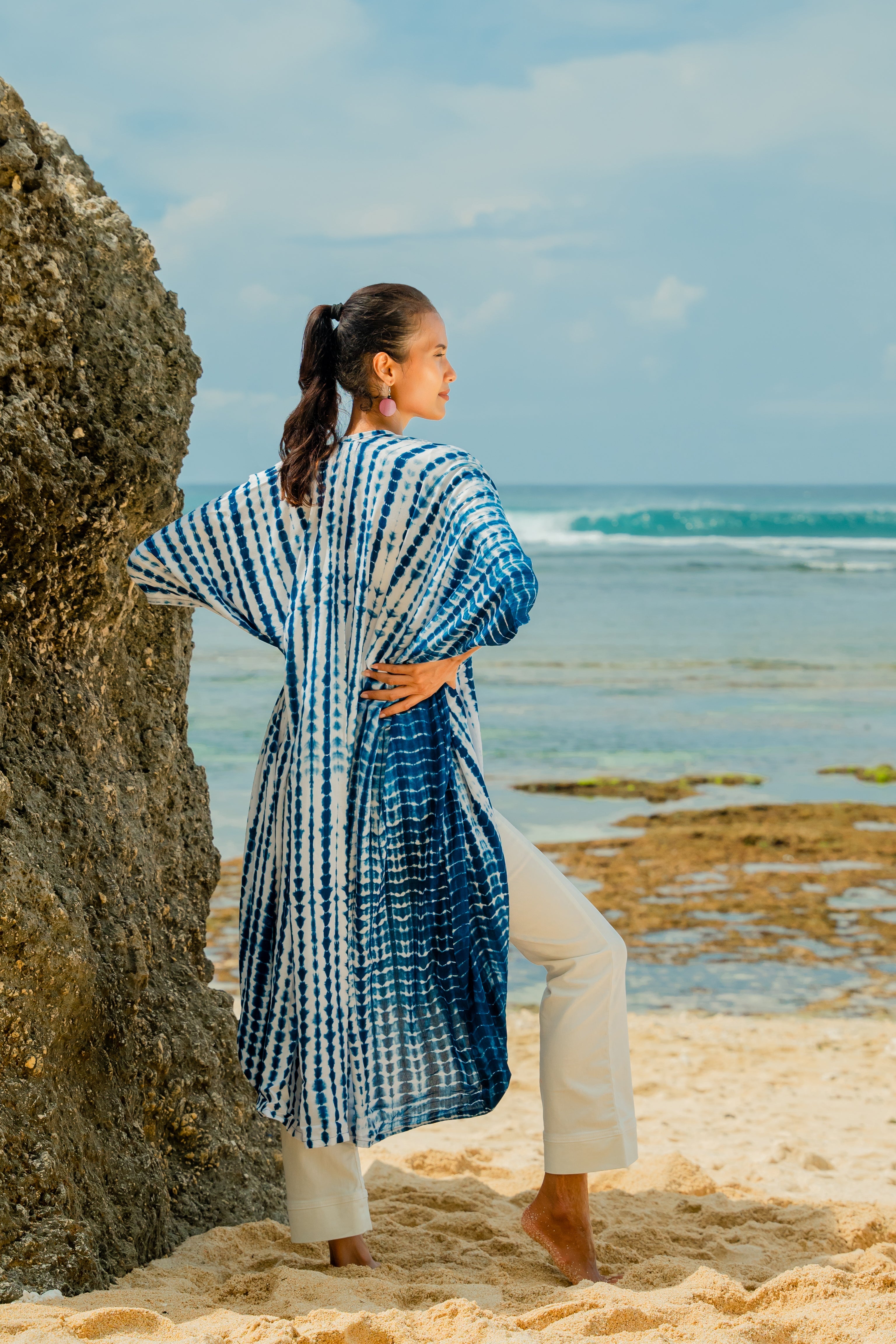 Bone Tie Dye Kimono- Navy & White - Shopthatapp.ca
