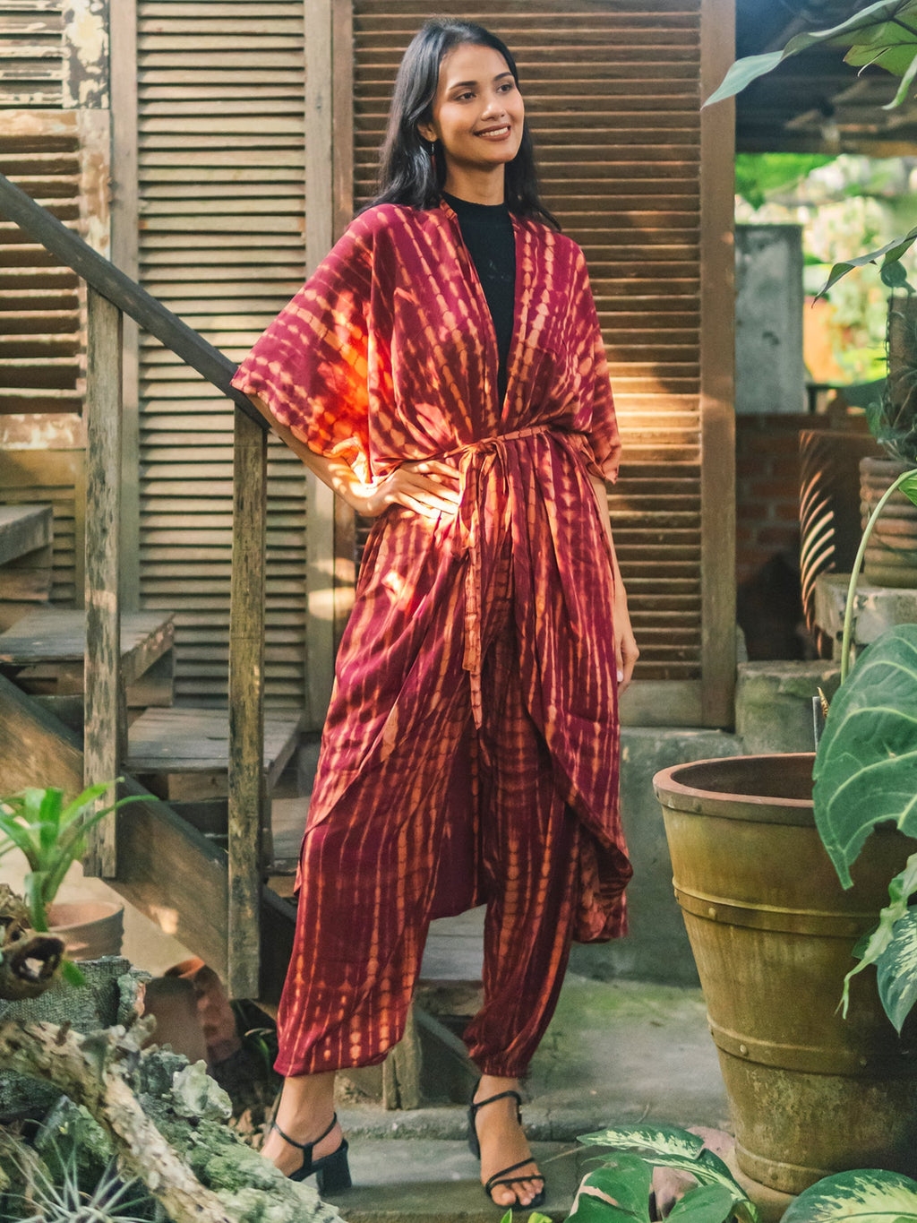 Tie Dye Kimono Maroon Gold for Effortless Bohemian Style - Shopthatapp.ca