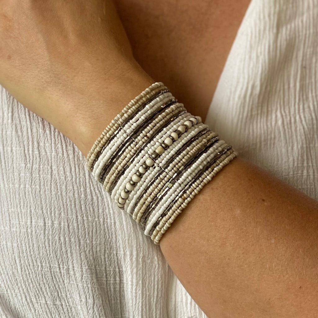 Stripey Beaded Cuff Bracelet - Vibrant and Stylish Accessory for Every Occasion - Shopthatapp.ca