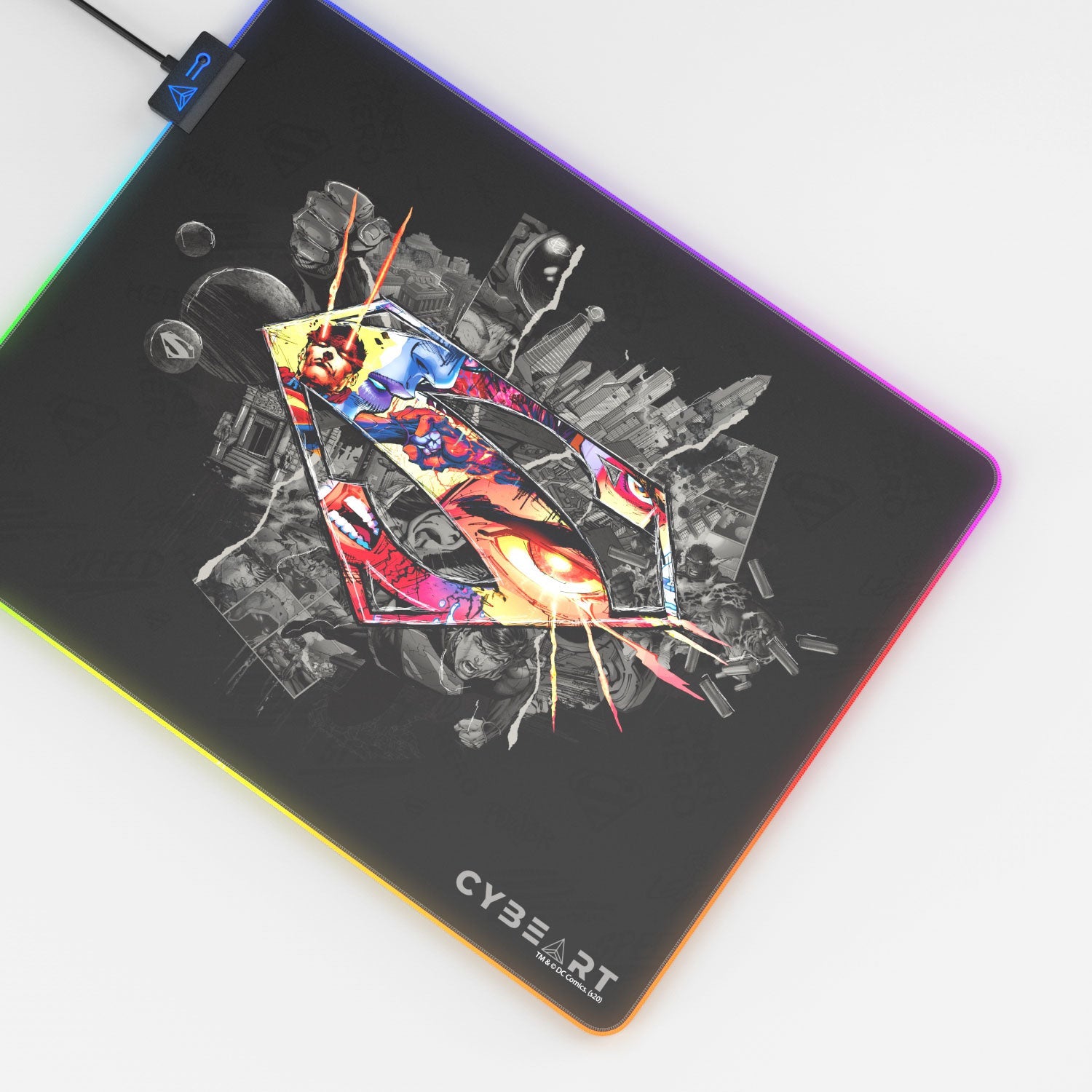 Superman Gaming Mouse Pad with Shield Emblem Design - Shopthatapp.ca