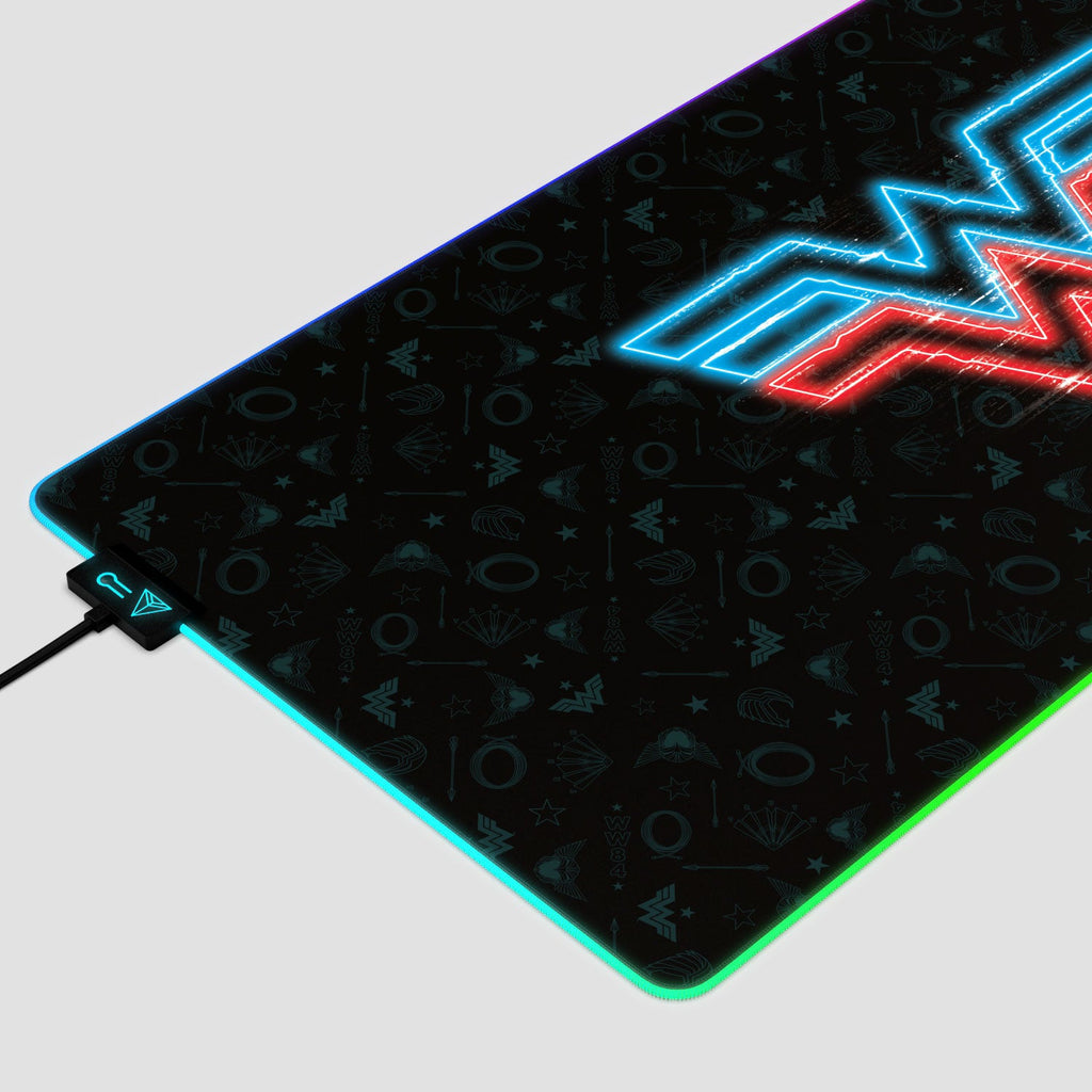 Wonder Woman Gaming Mouse Pad - Electrified Design for Gamers - Shopthatapp.ca