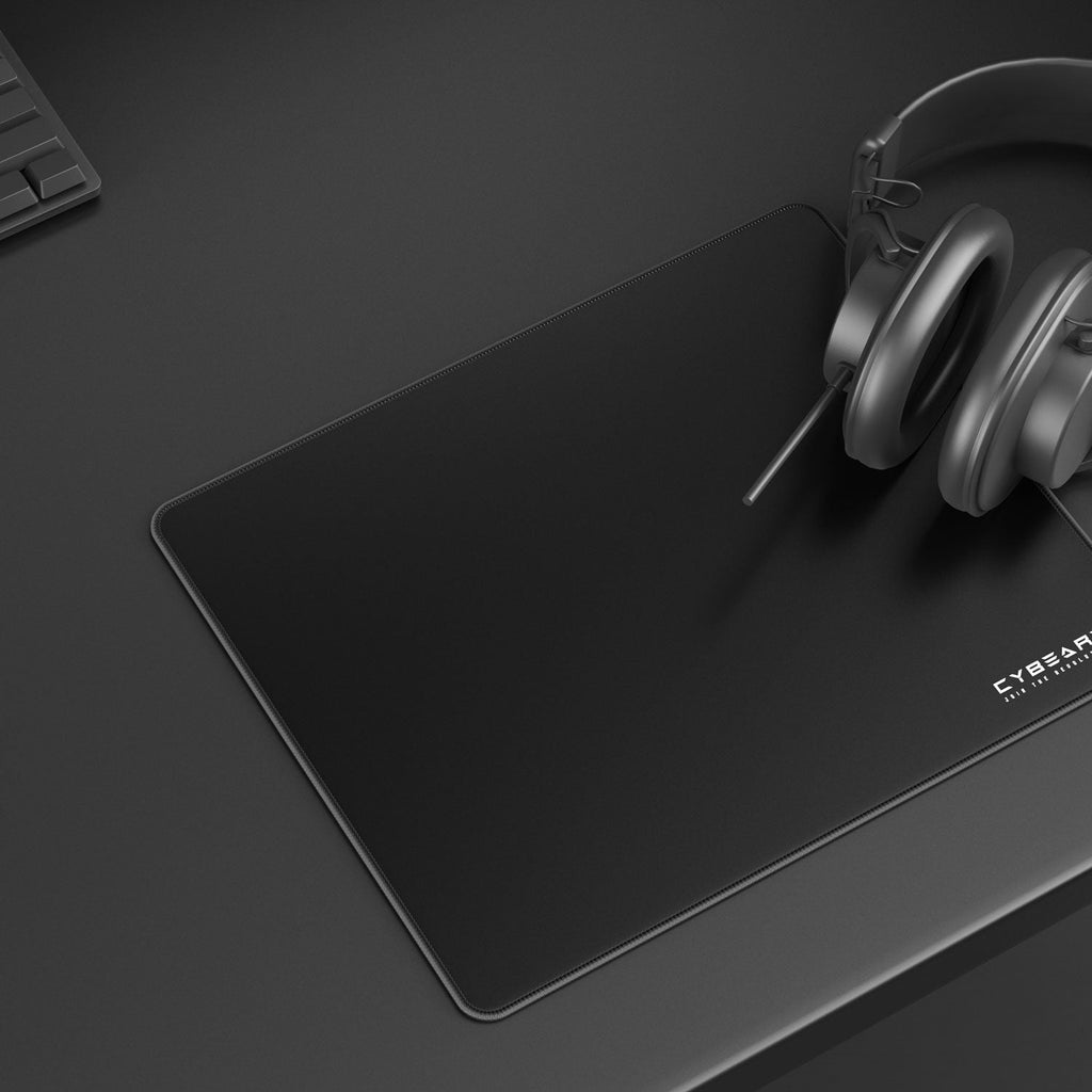Ghost Black Gaming Mouse Pad - Precision and Comfort for Gamers - Shopthatapp.ca