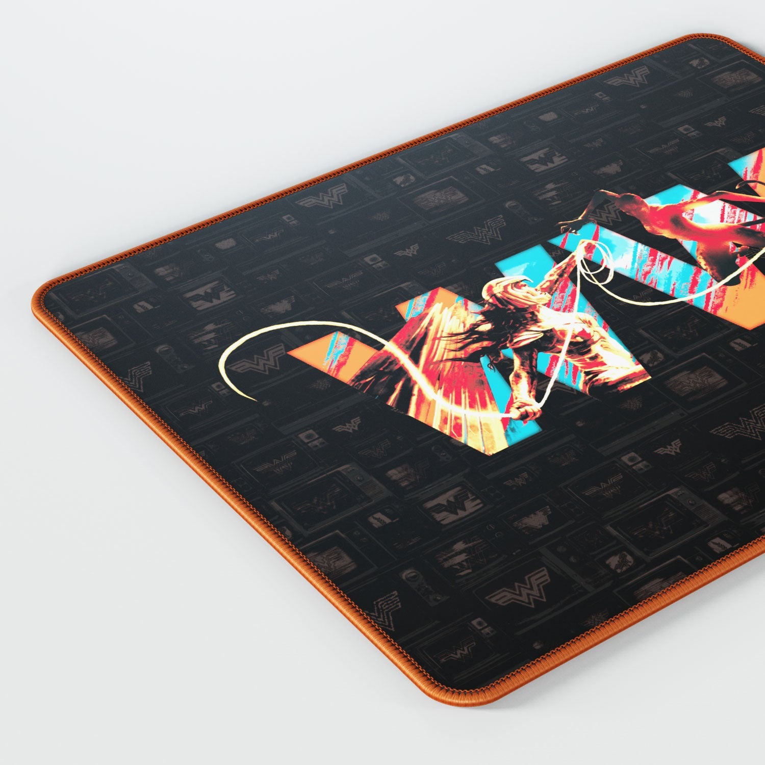 Wonder Woman Gaming Mouse Pad featuring Cheetah Design - Perfect for Gamers - Shopthatapp.ca