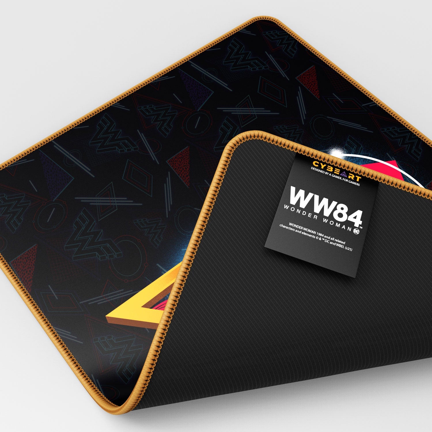 Wonder Woman Gaming Mouse Pad - Stylish Portrait Design for Gamers - Shopthatapp.ca