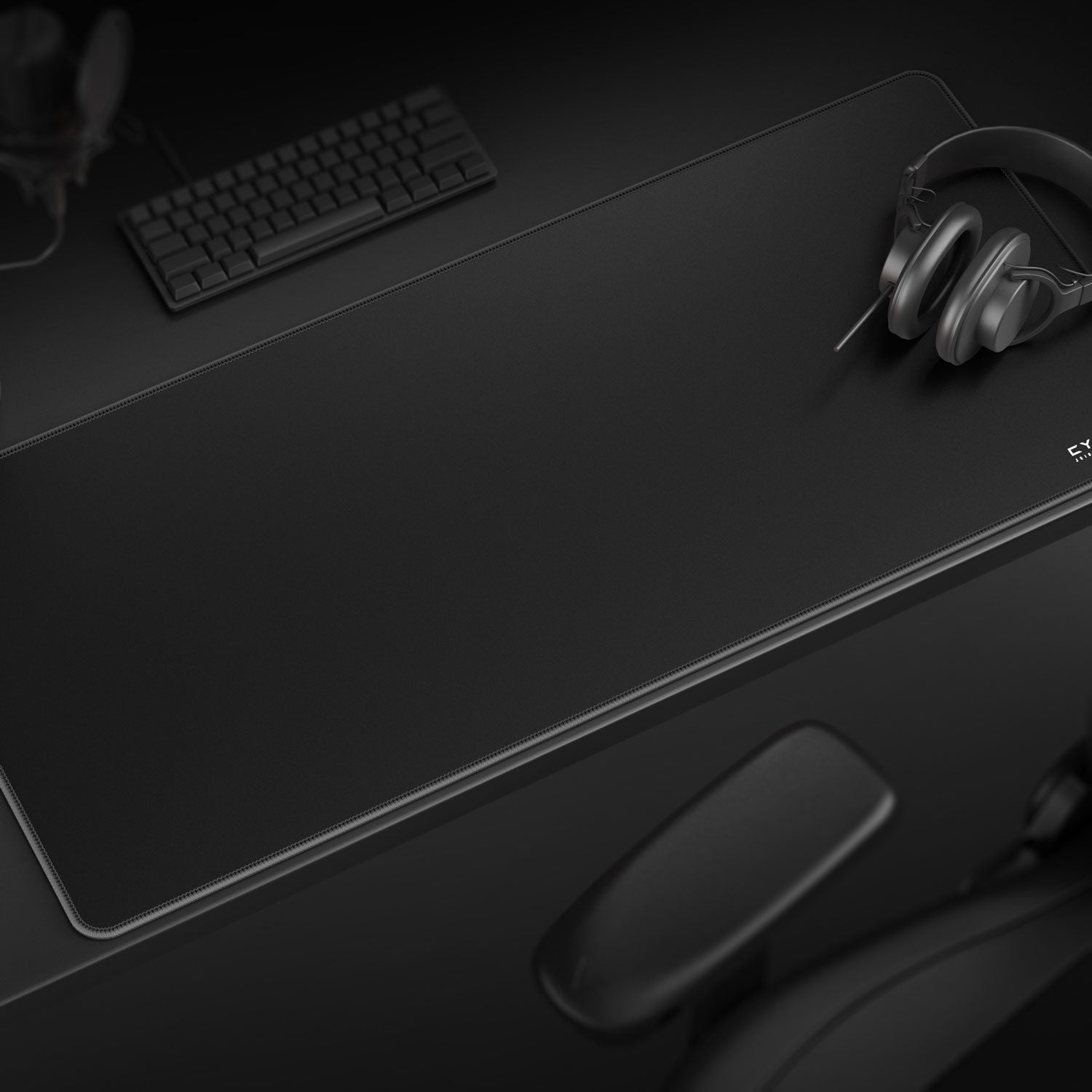 Ghost Black Gaming Mouse Pad - Precision and Comfort for Gamers - Shopthatapp.ca