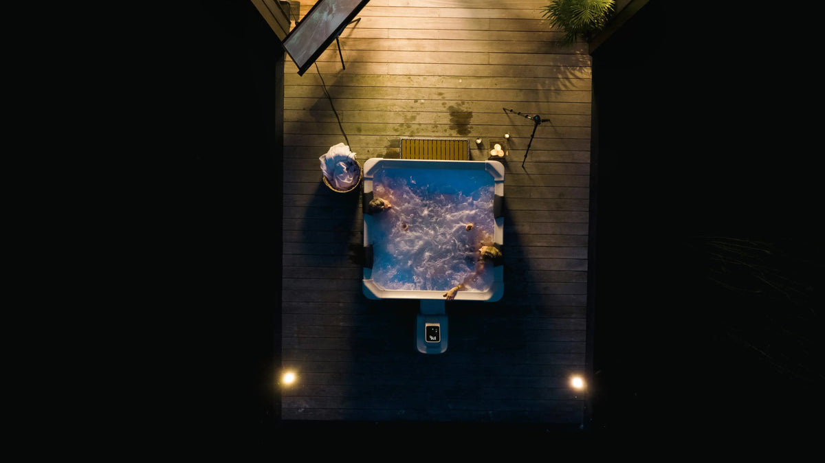 Zoppinh MSPA Oslo 6-person hot tub spa with frame, featuring built-in seating and jets for relaxation and hydrotherapy.