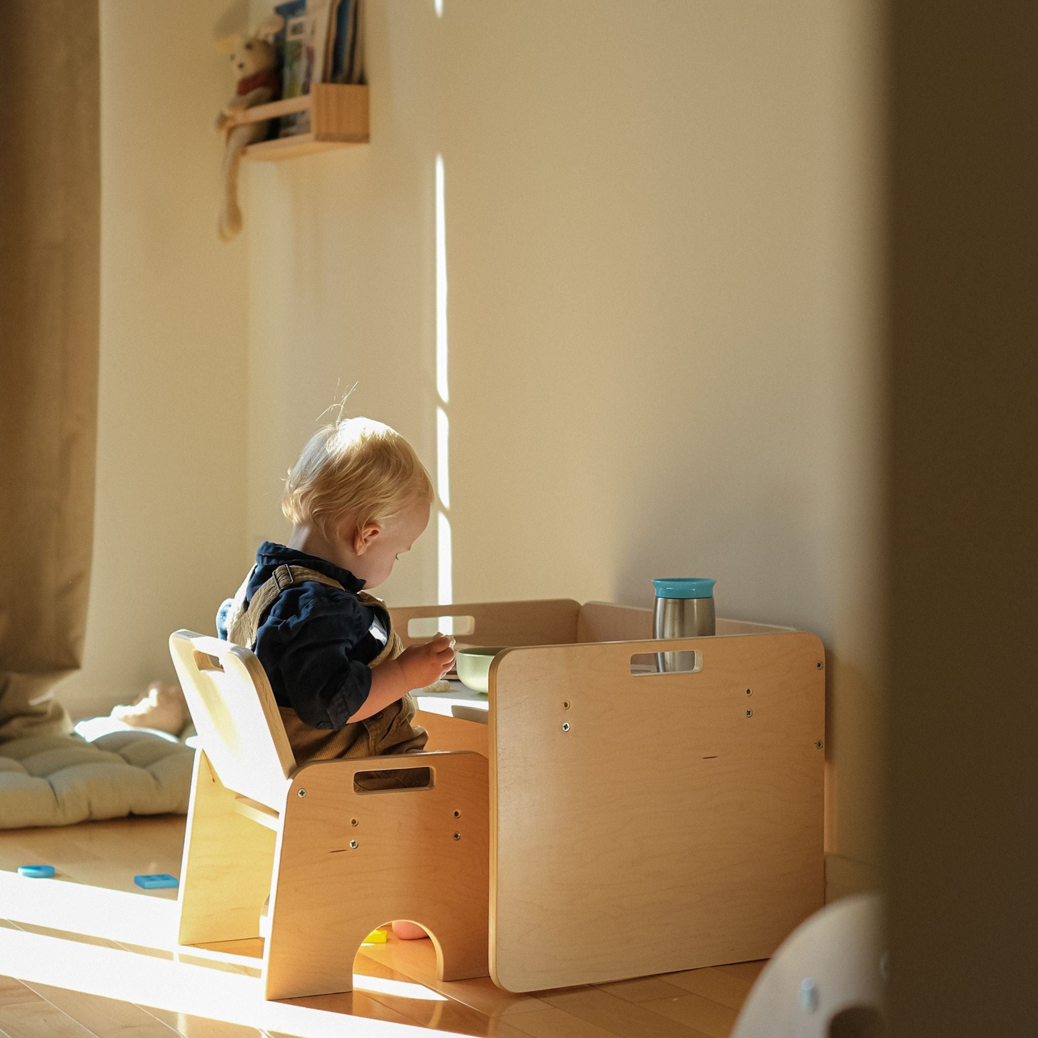 PAPAYA SET - Adjustable Height Montessori Table and Chair Set for Weaning - Shopthatapp.ca