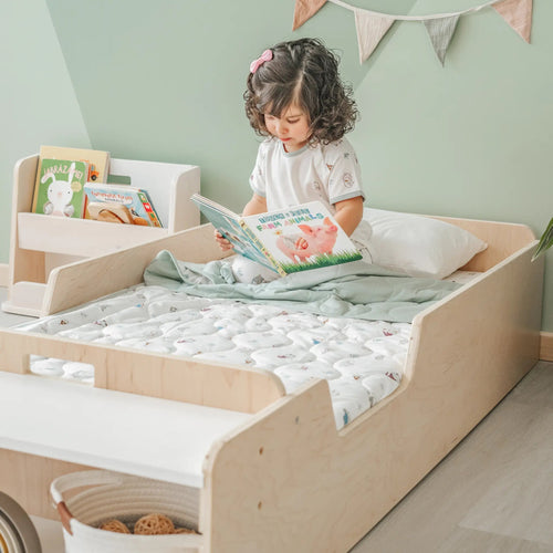 APPLE CRIB - Montessori Floor Bed with Rails & Shelves for Safe Sleep and Easy Access - Shopthatapp.ca