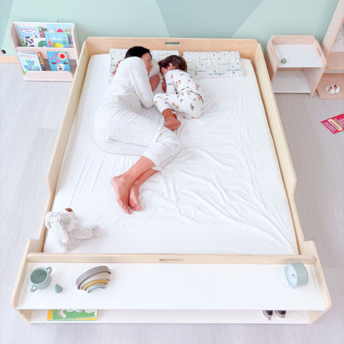 APPLE FULL Montessori Floor Bed with Shelves - Child-Friendly Design by - Shopthatapp.ca