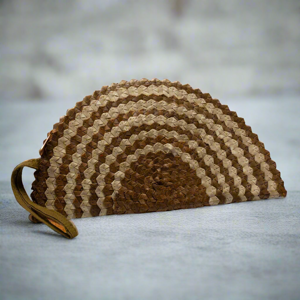 Pandan Leaf Clutch Purse - Half Moon Design in Naturals Mix - Shopthatapp.ca