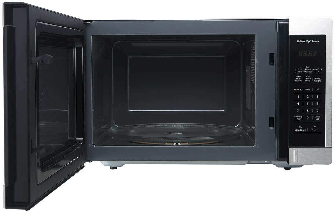 PANASONIC 1.3 CU FT Stainless Steel Genius Microwave - Refurbished with Home Essentials warranty - NN-SC678S - Shopthatapp.ca