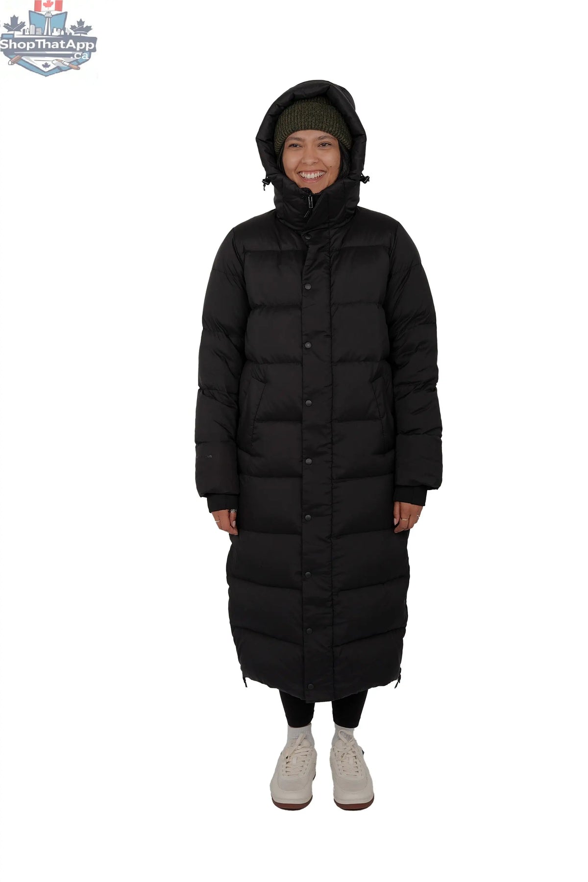 Northern Sun Pantone puffer down jacket, stylish and warm, shown in a lightweight, insulated design perfect for cold weather.