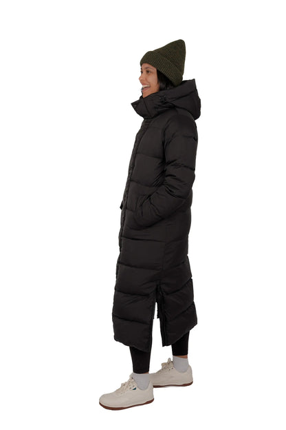 Northern Sun Pantone puffer down jacket, stylish and warm winter jacket with a quilted design and vibrant color.