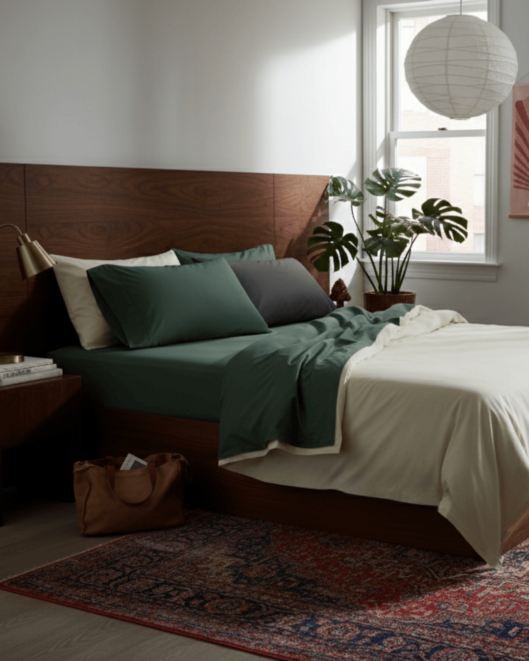 Refined Sateen Fitted Sheet - Luxurious Comfort for Your Bed - Shopthatapp.ca