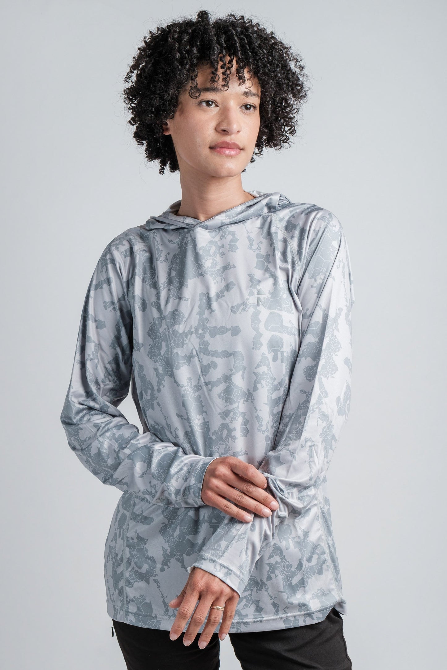 Women's Cooling Hoodie - UPF 50 Summer Protection and Comfort - Shopthatapp.ca