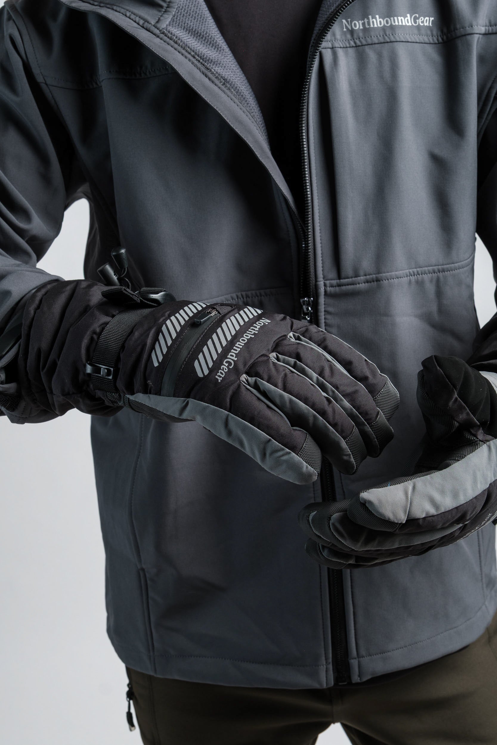 Defender 3-in-1 Touchscreen Gloves for Ultimate Protection and Versatility - Shopthatapp.ca