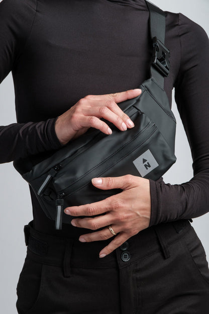 Water-Resistant Waist Pack - Shopthatapp.ca
