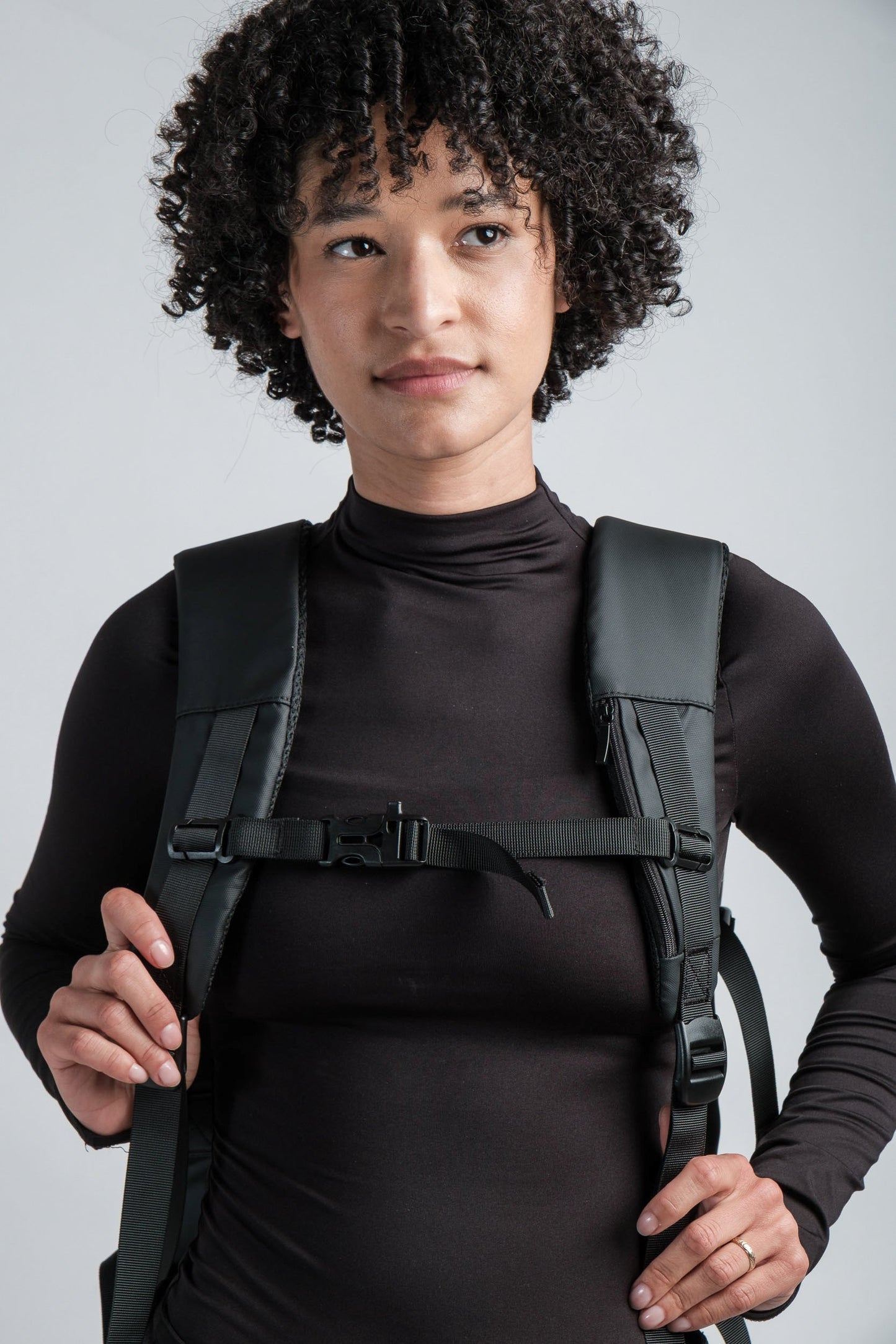 Voyager Expandable Backpack 26L / 38L with Built-in Rain Coat - Shopthatapp.ca