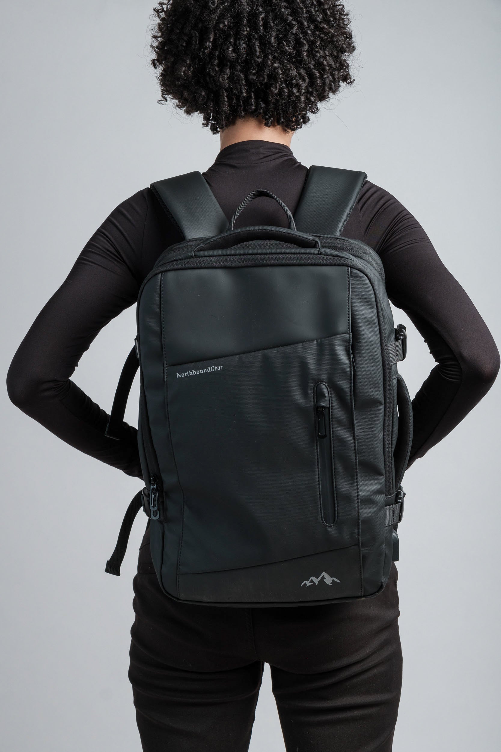 Voyager Expandable Backpack 26L / 38L with Built-in Rain Coat - Shopthatapp.ca
