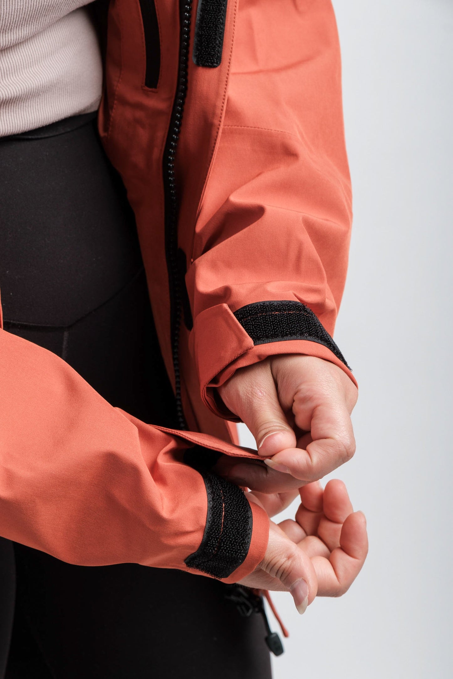Women's Waterproof Field Jacket - DryShield Waterproof Technology - Shopthatapp.ca