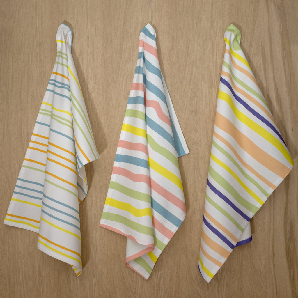 Not Straight-Creased Stripes Towels - Shopthatapp.ca