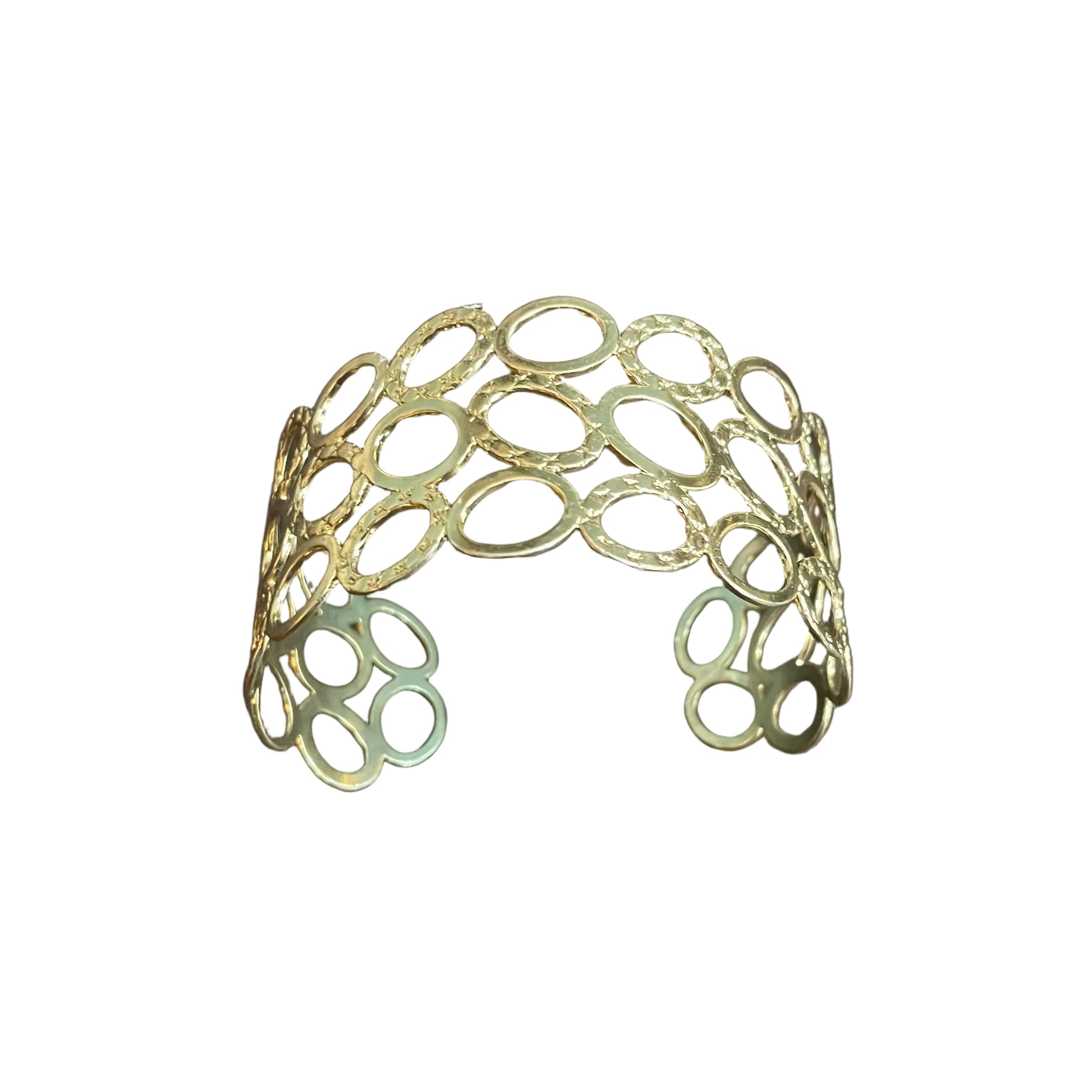 Open Circle Cuff Bracelet in Gold Stainless Steel - Shopthatapp.ca
