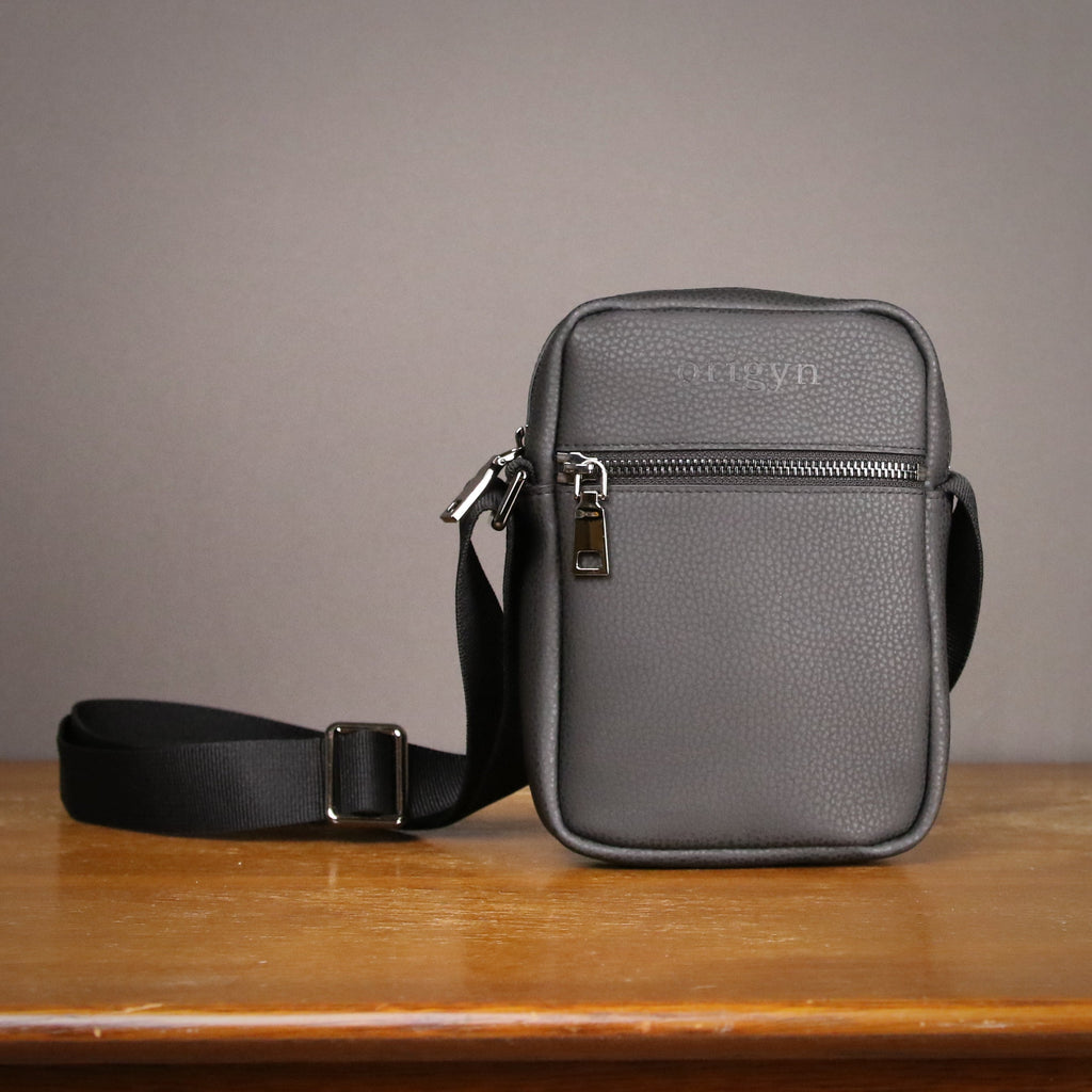 Origyn 02 - Plant-Based Vegan Leather Cross-body Handbag - Made with Plastic-Free MIRUM® - Shopthatapp.ca