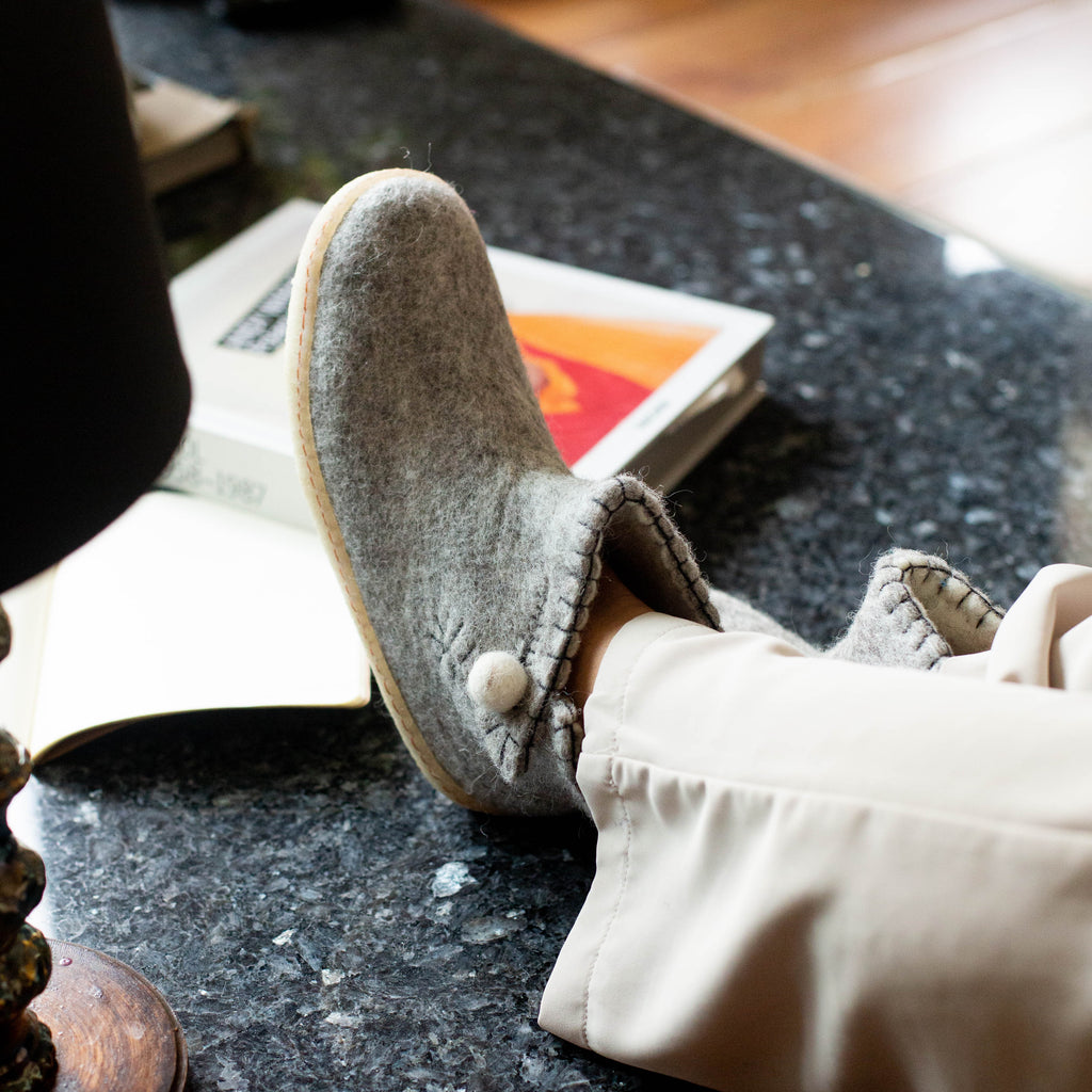Daisy Rubber Sole Slippers - Comfort Meets Style for Every Occasion