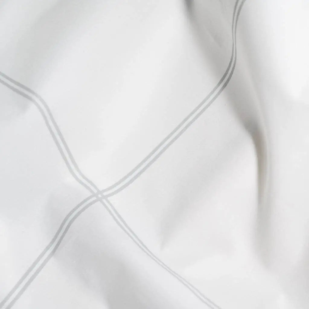 Organic percale pillowcase set by Skylark+Owl Canada, soft and breathable pillowcases for luxurious sleep.