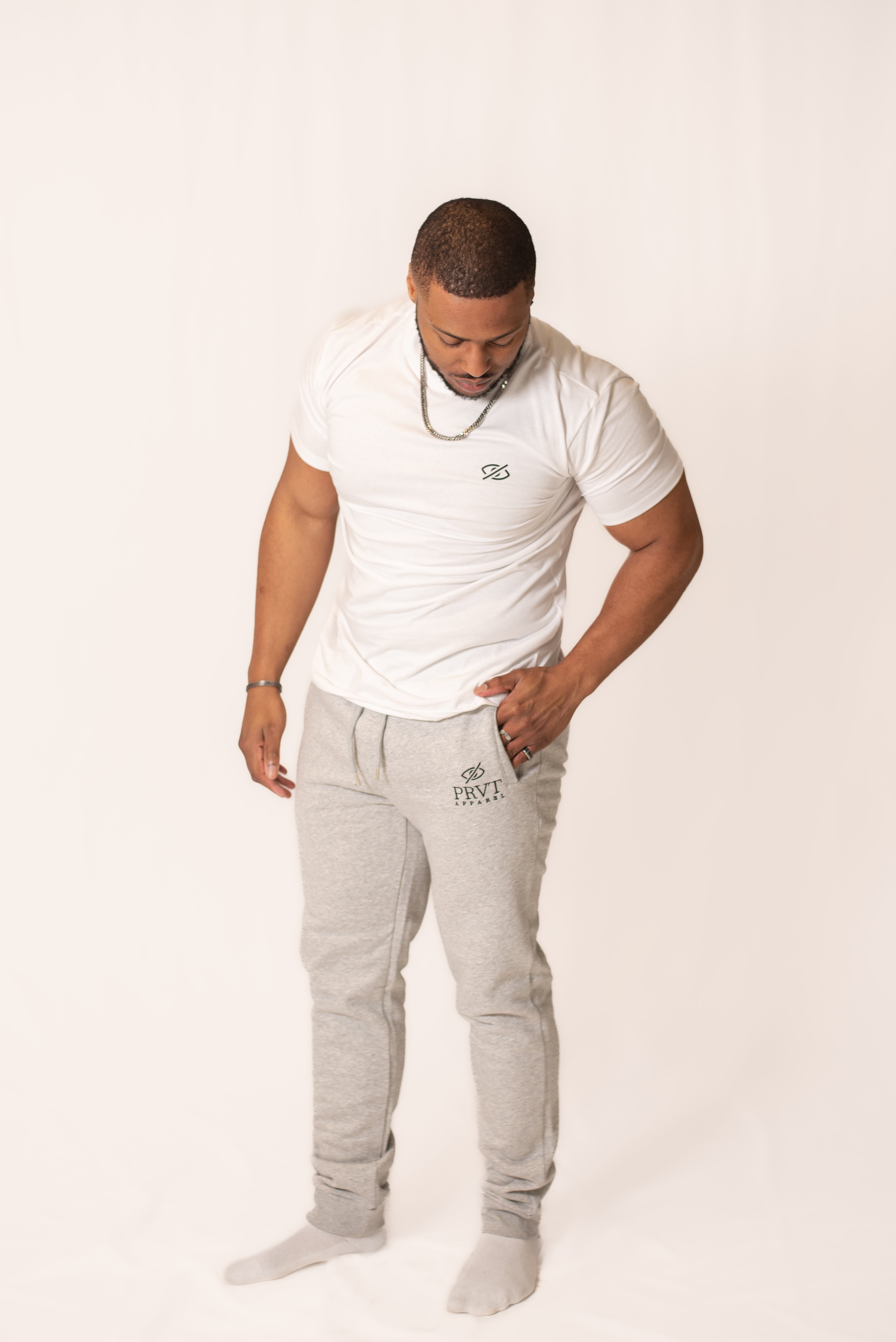 Classic T-shirt for Men - Timeless Comfort and Style - Shopthatapp.ca